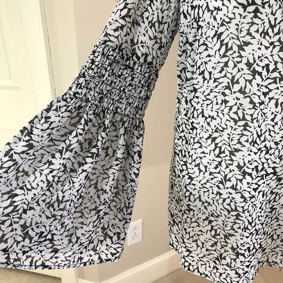 Michael Kors Tops - NEW Michael Kors Bell Sleeve B/W Blouse L
